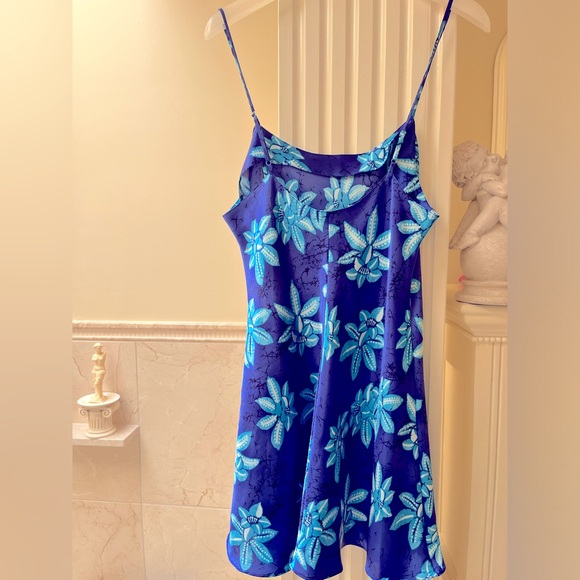 Elegant satin like Slip/Nightie size M - Picture 3 of 7